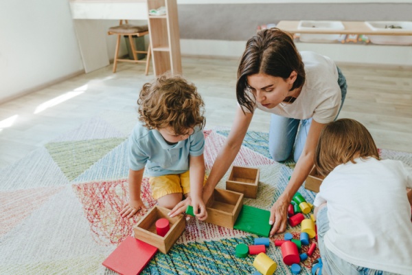 Accueil des jeunes enfants : le contenu du schéma pluriannuel